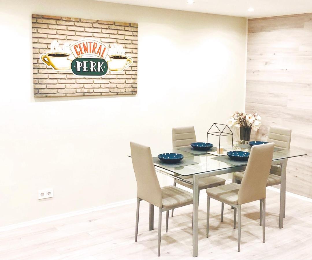 דירות בודפשט Akacfa 62 Dowtown 2Br Wifi+Ac מראה חיצוני תמונה